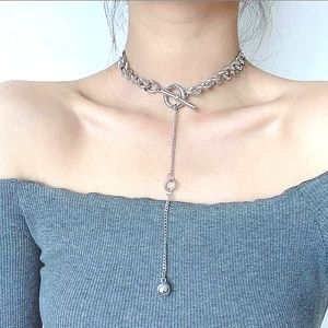 GORGEOUS Silver toggle lariat necklace!